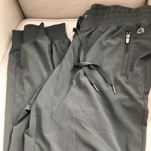 Gap Joggers Small. Excellent Condition. Grey